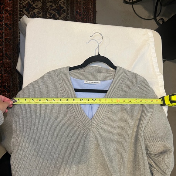 Alexander Wang Light Gray V-Neck Sweater - Picture 7 of 7